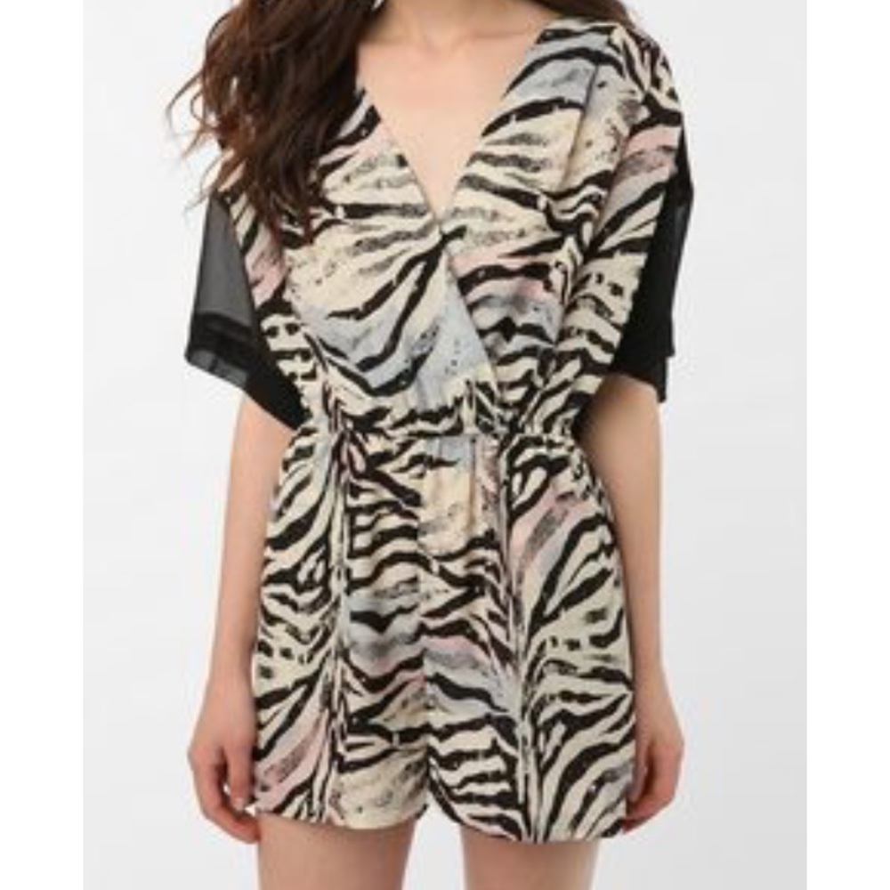 Silence + Noise Zebra print romper size medium
